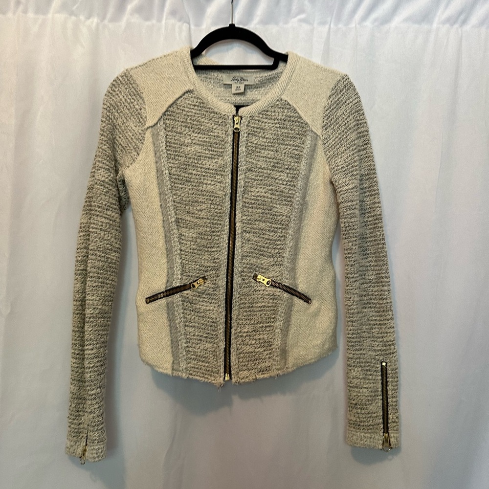 Chic Gray and Cream Textured Blazer